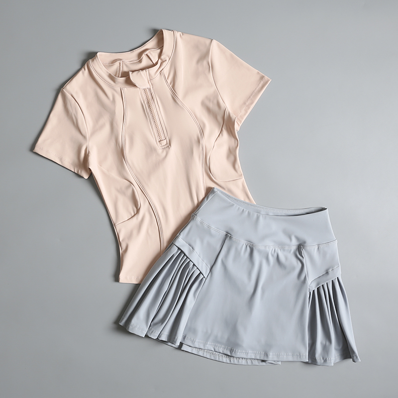 Running sports suit for women  - Badminton Vs Tennis recension och pris