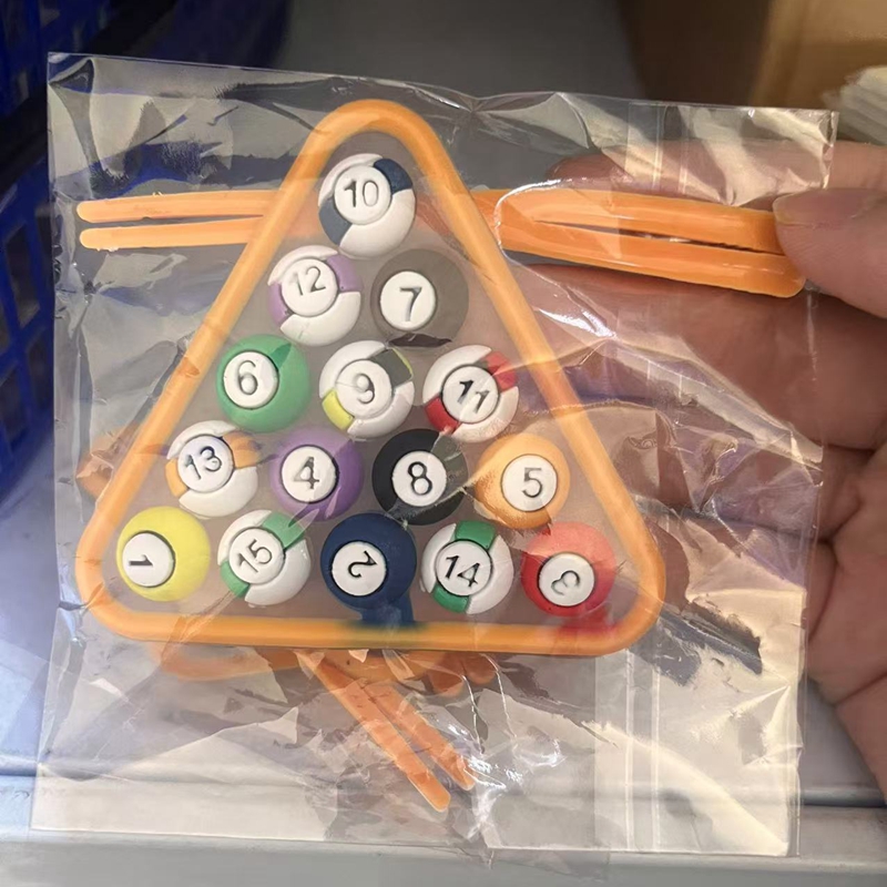 Billiard Ball Cake Decoration  - Badminton Kids recension och pris